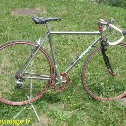 Vintage-bicycle-fr- (3) (Copier)