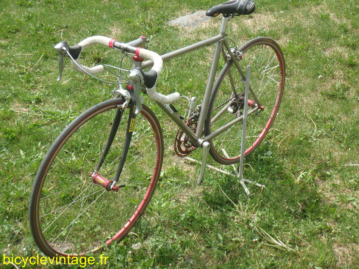 Vintage-bicycle-fr- (7) (Copier)
