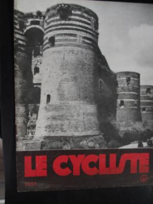 LE CYCLISTE 1957 - N°06