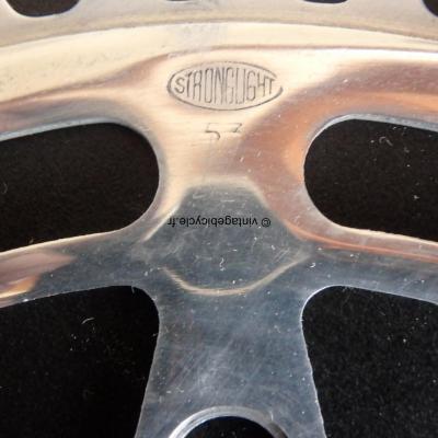 STRONGLIGHT Plateau 53/54d 122mm NOS