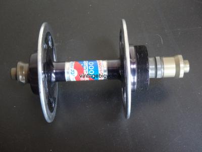 PELISSIER 2000 PROFESSIONEL Rear Hub no holes for the spokes.NOS