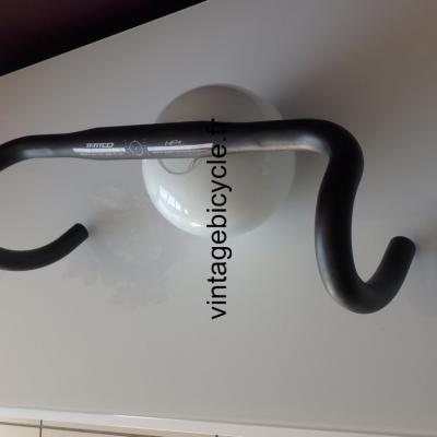 KALLOY UNO HB-CR12 cintre largeur 40cm D:31.8mm. NOS