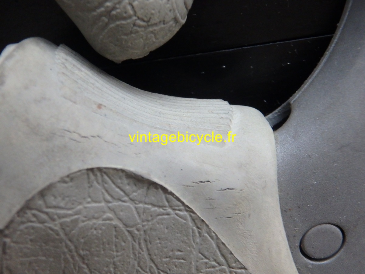 Vintage bicycle fr 105 copier 2