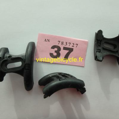 SHIMANO Guide cables dérailleur sous boite pédalier en plastique. NOS