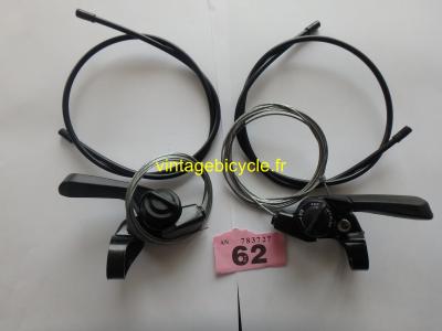 SUNTOUR XC Accushift Plus 6 Speed Thumb Shifters Black (pair)