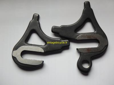 CAMPAGNOLO dropout set vintage frame Rear 1010 NOS (pair)