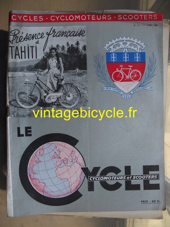 Vintage bicycle fr lecycle 105 copier 