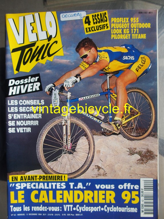Vintage bicycle fr velo tonic 26 copier