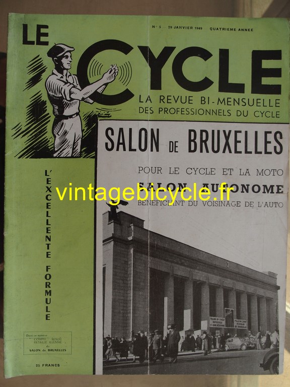 Vintage bicycle le cycle 63 copier